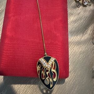 Antique Elegant Black and Gold Pendant hat pin